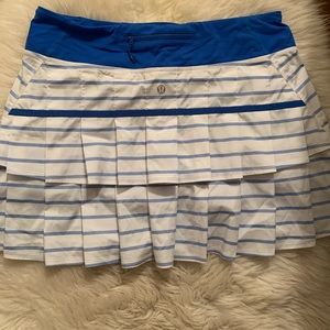 GENTLY USED Lululemon Pace Setter Skort Size 8